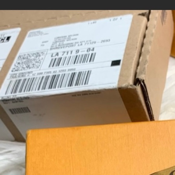 🌸  2X HP LV Limited Edition “Lock it” Bandeau - Picture 15 of 15